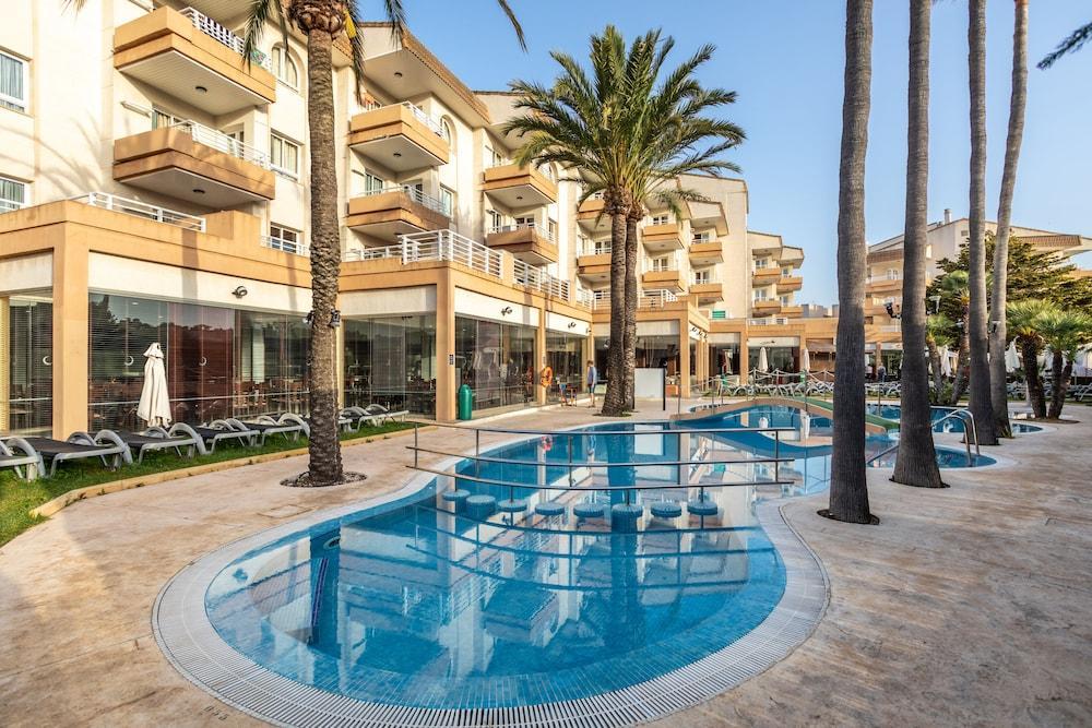 Hotel Illot Suites Cala Ratjada  Εξωτερικό φωτογραφία