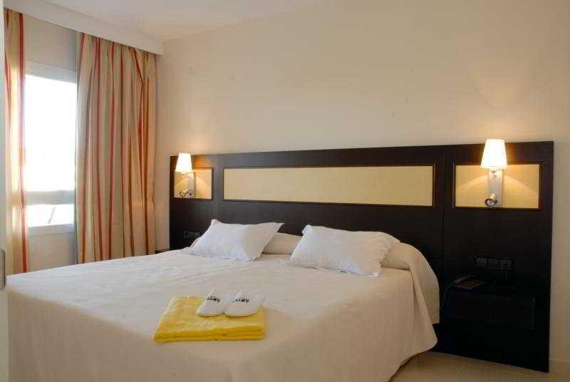 Hotel Illot Suites Cala Ratjada  Εξωτερικό φωτογραφία