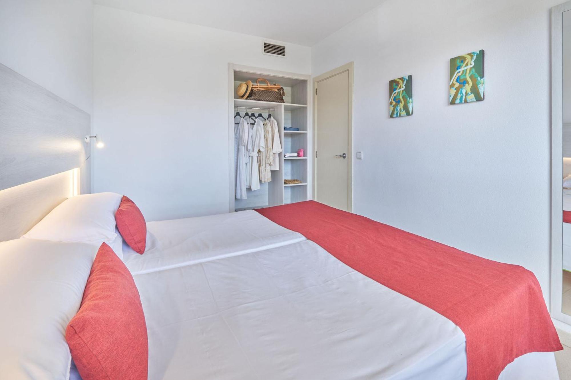 Hotel Illot Suites Cala Ratjada  Εξωτερικό φωτογραφία