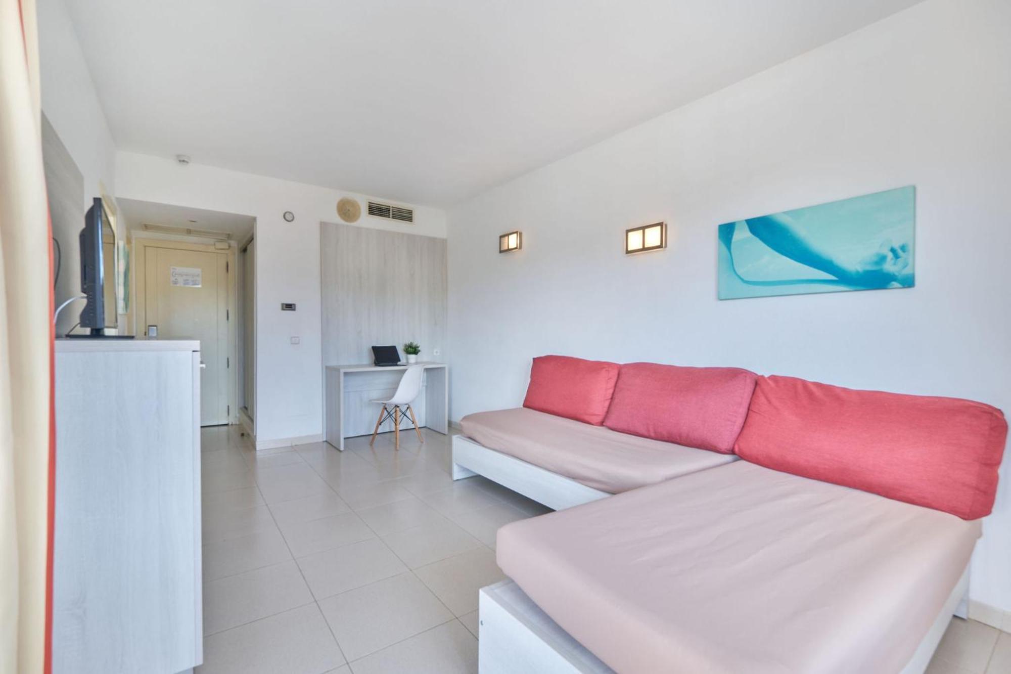 Hotel Illot Suites Cala Ratjada  Εξωτερικό φωτογραφία